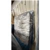 Image 1 : QUEEN SIZE DELUXE MATTRESS & BOXSPRING