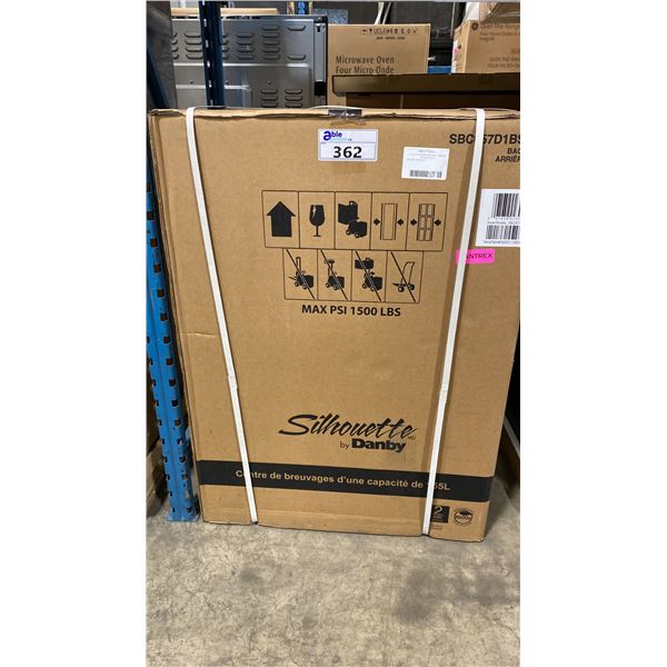 DANBY SILHOUETTE MODEL SBC057D1BSS. BUILT IN 24" UNDER COUNTER BEVERAGE CENTER IN