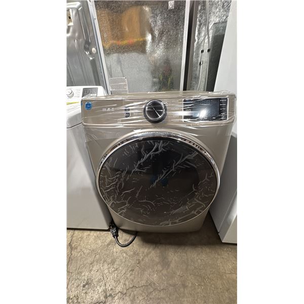 G.E APPLIANCES MODEL GFD65ESMN0SN. 7.8 CU FT CAPACITY SMART FRONT LOAD VENTED ELECTRIC DRYER WITH
