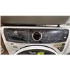 Image 2 : ELECTROLUX MODEL ELFW7437W3. 400 SERIES 4.5 CU FT CAPACITY WHITE FRONT LOAD WASHING MACHINE WITH