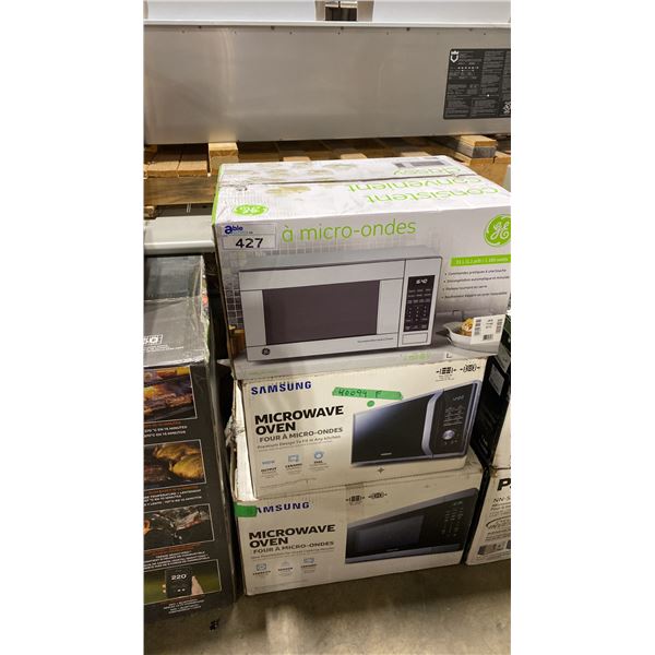 GROUP OF 3 GE AND SAMSUNG MICROWAVE OVENS.