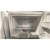 Image 5 : FRIGIDAIRE MODEL FFTR1835VWC. 30" 18.3 CU FT WHITE TOP FREEZER REFRIGERATOR