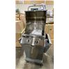 Image 6 : JACKSON GRILLS KEYSTONE 400 MODEL JKS4000SS STAINLESS STEEL NATURAL GAS GRILL *DISPLAY MODEL USED*
