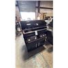 Image 1 : BONFIRE MODEL CBF4DD-B. BLACK STAINLESS STEEL 34" 4 BURNER PROPANE GRILL