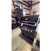 Image 2 : BONFIRE MODEL CBF4DD-B. BLACK STAINLESS STEEL 34" 4 BURNER PROPANE GRILL