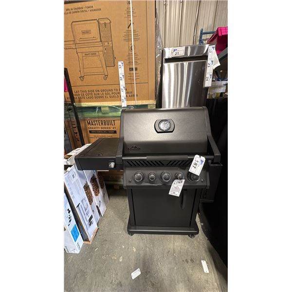 NAPOLEON MODEL RPS425RSIB. ROGUE PRO S PHANTOM MATTE BLACK WITH 3 BURNERS, INFRARED REAR ROTISSERIE