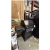 Image 2 : NAPOLEON MODEL RPS425RSIB. ROGUE PRO S PHANTOM MATTE BLACK WITH 3 BURNERS, INFRARED REAR ROTISSERIE
