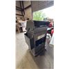 Image 3 : NAPOLEON MODEL RP425SIB. ROGUE PRO 3 BURNER PROPANE BBQ WITH INFRARED SIDE BURNER, LED LIGHT UP