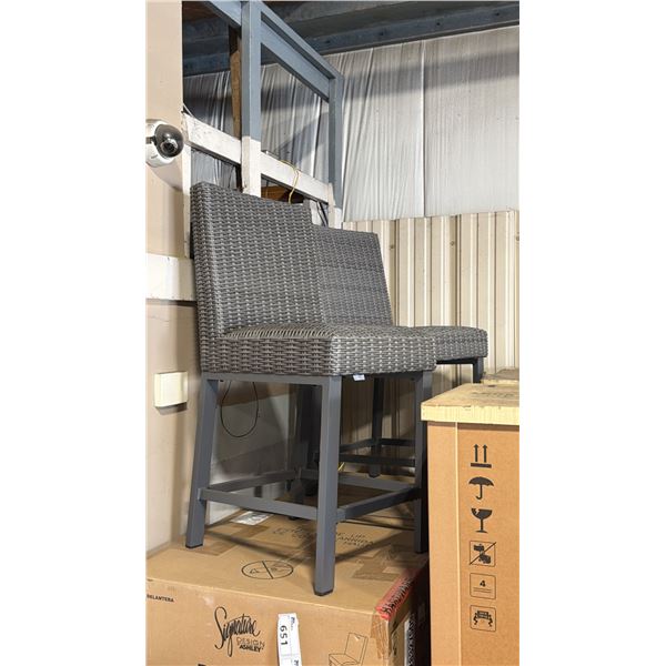 PAIR OF ASHLEY SIGNATURE DESIGN MODEL P520-130 PLASTIC RATTAN OUTDOOR PATIO *IN BOX, 1 BOX*