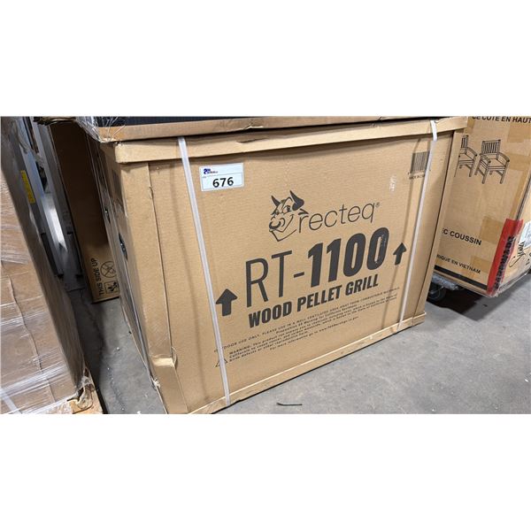 RECTEQ RT-1100 PROFESSIONAL WOOD PELLET GRILL *IN BOX*