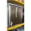 Image 1 : SAMSUNG MODEL DW80B6060US. 24" BUILT IN STAINLESS STEEL TOP CONTROL SMART DISHWASHER
