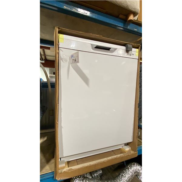 G.E MODEL GDF511PGRWW. 24" BUILT IN FRONT CONTROL TALL TUB DISHWASHER, 59 BDA, 4 WASH CYCLES, DRY