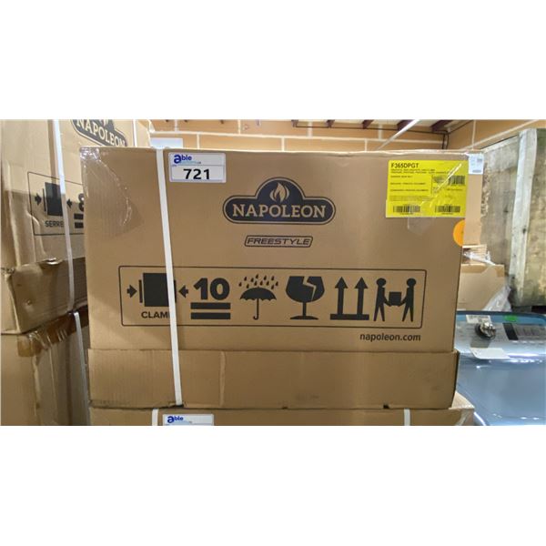 NAPOLEON MODEL F365DPGT. FREESTYLE 3 BURNER STAINLESS STEEL PROPANE GAS GRILL