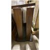 Image 2 : DARK WOOD DINING TABLE WITH 6 CHAIRS *HAS COSMETIC DAMAGE*