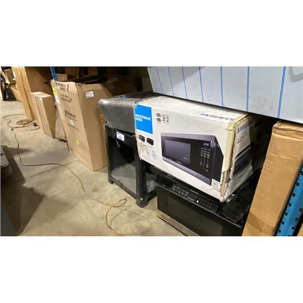 BAY OF ASSORTED APPLIANCE PARTS