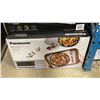 Image 2 : GROUP OF 3 MICROWAVE OVENS- 2 SHARP SMC1464KSC. & 1 PANASONIC NN-ST75LWC