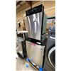 Image 2 : SILHOUETTE MODEL DAR055D2BSSPRO. 5.5 CU FT STAINLESS STEEL OUTDOOR BEVERAGE CENTER & G.E MODEL