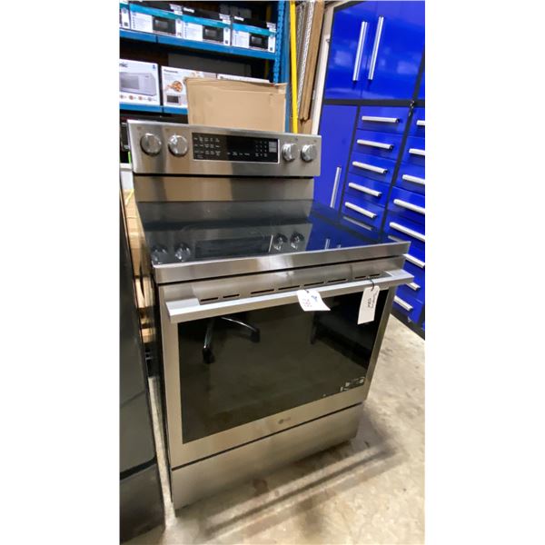 LG STAINLESS STEEL ELECTRIC RANGE *USED, MAY NEED REPAIR*