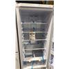 Image 2 : DANBY MODEL DAR170A3WDD. 17.0 CU. FT. APARTMENT SIZE FRIDGE IN WHITE