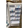 Image 3 : DANBY MODEL DAR170A3WDD. 17.0 CU. FT. APARTMENT SIZE FRIDGE IN WHITE