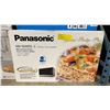 Image 4 : PANASONIC 1.2 CU.FT. 1200W MICROWAVE OVEN MODEL #NN-ST681S C, PANASONIC 2.2 CU.FT 1200W MICROWAVE