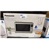 Image 2 : 2 PANASONIC 1.2 CU.FT. 1300W MICROWAVE OVENS MODEL #NN-CD87KS C