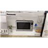 Image 3 : 2 PANASONIC 1.2 CU.FT. 1300W MICROWAVE OVENS MODEL #NN-CD87KS C
