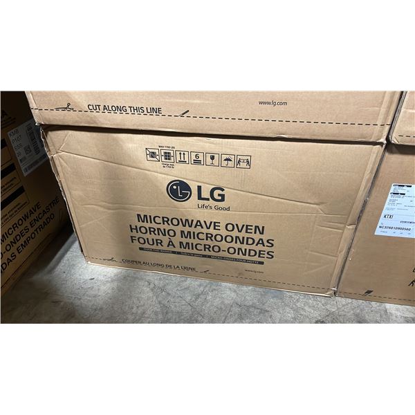 LG MODEL MVEM1825F 1.8 CU FT 30" OVER THE RANGE MICROWAVE OVEN *IN BOX*