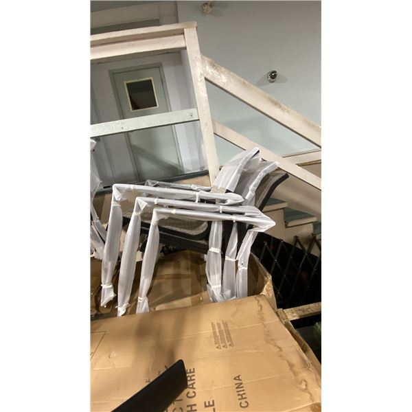 SET OF 4 MALLIN MESH BACK CAST ALUMINUM OUTDOOR PATIO STACKING ARM CHAIRS *IN BOX*