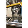 Image 3 : BOSCH MODEL SHE3AR75UC/28. 24" STAINLESS STEEL FRONT CONTROL DISHWASHER