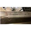 Image 4 : FRIGIDAIRE GALLERY MODEL FGID2479SD6A. 24" BLACK STAINLESS STEEL TOP CONTROL DISHWASHER