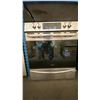 Image 1 : FRIGIDAIRE GALLERY MODEL CGEH3047VF. 30" STAINLESS STEEL FRONT CONTROL GLASS TOP OVEN