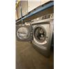 Image 2 : MAYTAG EXTRA POWER 30" GREY FRONT LOAD DIGITAL CONTROL WASHER