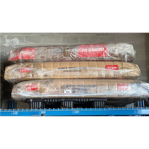 PALLET OF ASSORTED FURNITURE PARTS