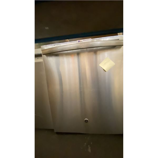 G.E PROFILE MODEL PDT660SSF2SS. STAINLESS STEEL 24" BUILT IN DISHWASHER- 45 DBA