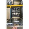 Image 3 : BOSCH MODEL SHE3AR75UC. 24" STAINLESS STEEL BUILT IN DISHWASHER, 50 DBA *DENTS & SCRATCHES ON FRONT*
