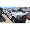 Image 4 : 2019 FORD F-150 XL FX4, 4DR CREW CAB PU, WHITE, VIN 1FTFX1E57KKD09455,