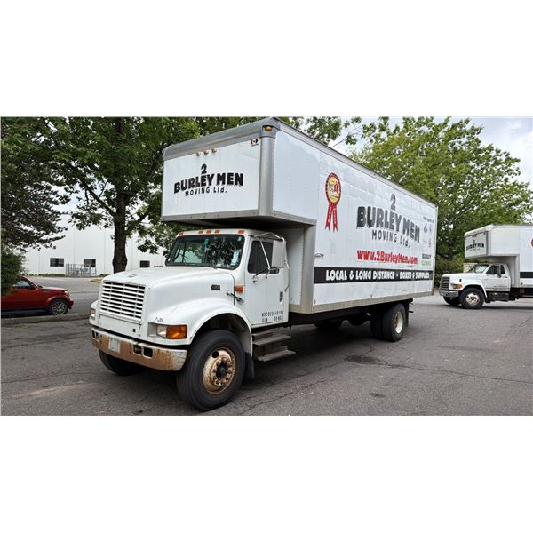 2000 INTERNATIONAL 4700, 2DR CUBE VAN, WHITE, VIN 1HTSCAAP8YH297360,