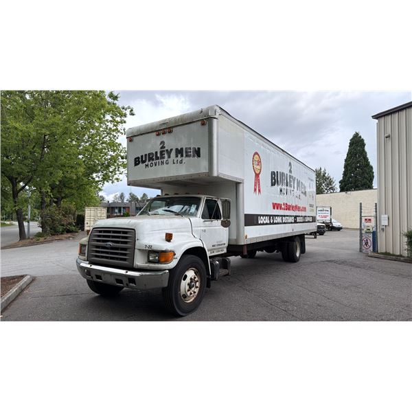 1996 FORD F800, 2DR CUBE VAN, WHITE, VIN 1FDNF80C7TVA09858,