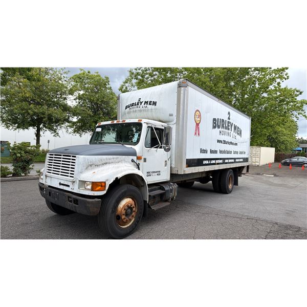 1997 INTERNATIONAL 4900, 2DR CUBE VAN, WHITE, VIN 1HTSDAAP1VH483637,