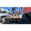 Image 9 : 2007 CAPACITY TJ7000 NON DOT, 2DR SHUNT TRUCK, WHITE, VIN 4LMCB21177L018447,