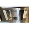 Image 3 : THERMADOR MODEL TCM24PS/09. 24" SMART BUILT IN STAINLESS STEEL AUTOMATIC COFFEE MACHINE WITH CERAMIC