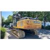 Image 2 : 2018 JOHN DEERE 350G HYDRAULIC CRAWLER EXCAVATOR, YELLOW, VIN 1FF350GXCJF812441,