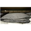 Image 3 : PALLET OF 12 BAILS OF 12 PCS COMMERCIAL BLACK / GREY NEW WAREHOUSE TRANSPORT PADS