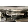 Image 3 : FACOM 3/4" HEAVY DUTY INDUSTRIAL TORQUE WRENCH IN METAL TRANSPORT CASE