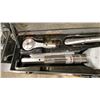 Image 3 : FACOM 3/4" HEAVY DUTY INDUSTRIAL TORQUE WRENCH IN METAL TRANSPORT CASE