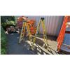 Image 2 : PAIR OF YELLOW FEATHERLITE 6' LADDERS