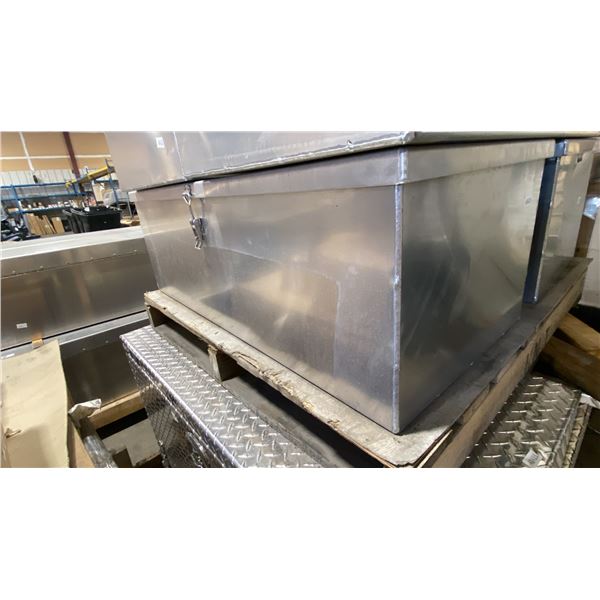 ALUMINUM SERVICE/TOOL CHEST APPROX 41"L X 19"D X 14"H