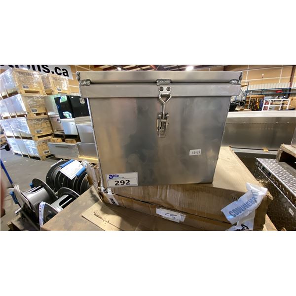 ALUMINUM SERVICE/TOOL CHEST APPROX 16"W X 17.5"D X 13"H