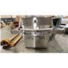 Image 4 : NAPOLEON PRESTIGE MODEL P665RSIBNSS. STAINLESS STEEL NATURAL GAS 5 BURNER GRILL WITH SIDE BURNER,